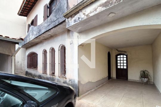 Garagem de casa à venda com 3 quartos, 230m² em Vila Vianas, São Bernardo do Campo