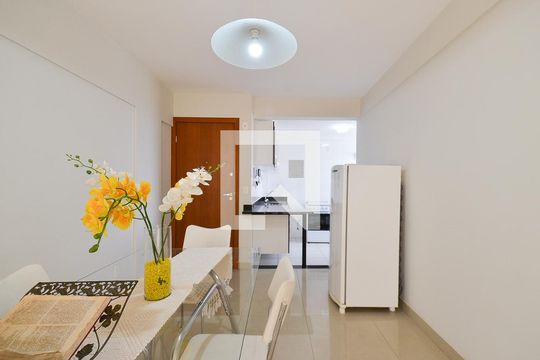 Sala Ambientes de apartamento à venda com 2 quartos, 60m² em Sagrada Família, Belo Horizonte