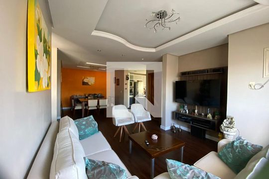Sala de casa à venda com 3 quartos, 350m² em Santa Teresa, São Leopoldo
