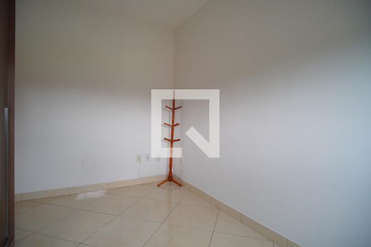 Quarto 1 de apartamento à venda com 2 quartos, 57m² em Morro do Espelho, São Leopoldo