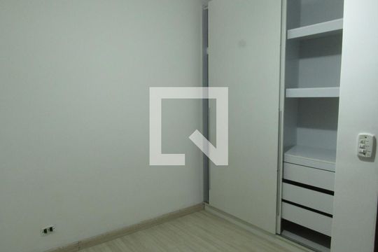 Quarto 2 de casa à venda com 3 quartos, 250m² em Santo Antônio, Osasco
