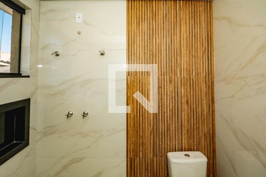 Banheiro Social de casa à venda com 3 quartos, 200m² em Santa Branca, Belo Horizonte