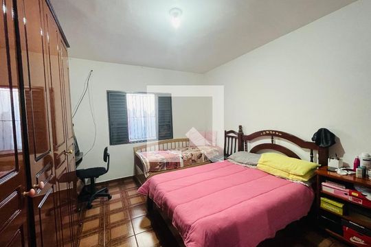 Quarto de casa à venda com 1 quarto, 75m² em Jardim Santa Mena, Guarulhos
