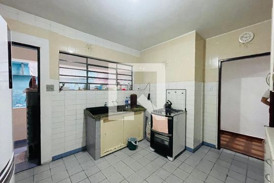 Cozinha de casa à venda com 1 quarto, 75m² em Jardim Santa Mena, Guarulhos
