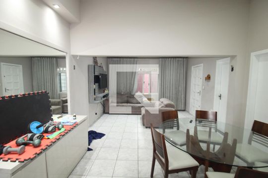 Sala de casa para alugar com 3 quartos, 140m² em Limão, São Paulo