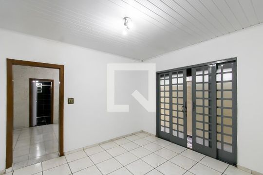 Sala de casa à venda com 4 quartos, 125m² em Jardim Coimbra, São Paulo
