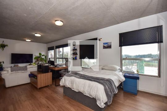 Suíte de apartamento para alugar com 1 quarto, 70m² em Panamby, São Paulo