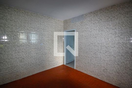 Cozinha de casa para alugar com 2 quartos, 65m² em Vila Clarice, São Paulo