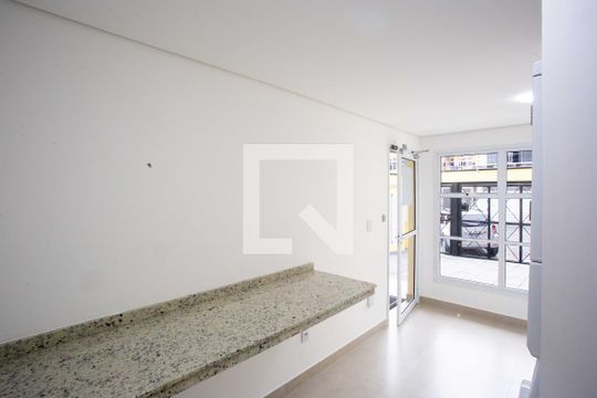 Área comum - Lavanderia de casa de condomínio para alugar com 1 quarto, 21m² em Centro, Diadema