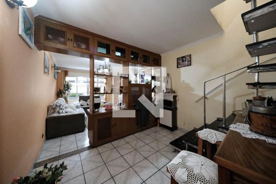 Sala de casa para alugar com 4 quartos, 250m² em Cidade Patriarca, São Paulo