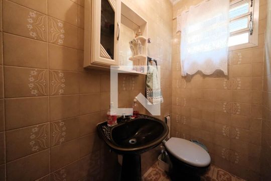 Lavabo de casa para alugar com 4 quartos, 250m² em Cidade Patriarca, São Paulo