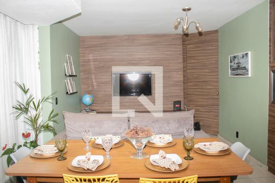 Sala de apartamento para alugar com 3 quartos, 176m² em Santa Tereza, Belo Horizonte