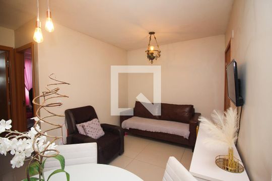 Sala de apartamento à venda com 2 quartos, 45m² em Cavalhada, Porto Alegre