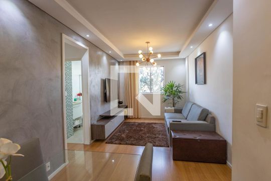 Sala de apartamento para alugar com 2 quartos, 60m² em Jardim Maria Leonor, Diadema