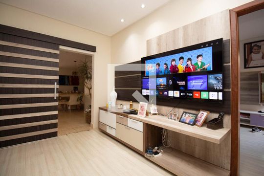 Sala 3 de casa de condomínio para alugar com 5 quartos, 780m² em Samambaia Sul (Samambaia), Brasília