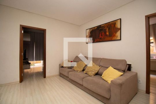 Sala 3 de casa de condomínio para alugar com 5 quartos, 780m² em Samambaia Sul (Samambaia), Brasília