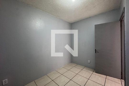 Quarto 2 de apartamento para alugar com 2 quartos, 55m² em Rio dos Sinos, São Leopoldo