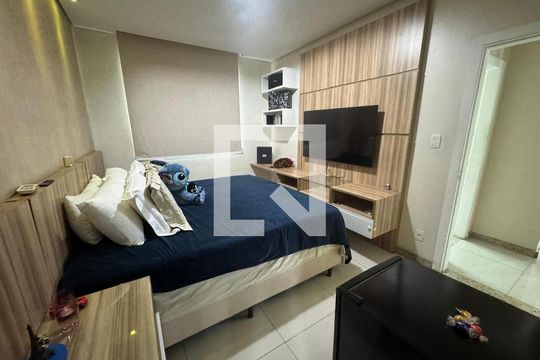 Suíte de casa à venda com 4 quartos, 360m² em Planalto, Belo Horizonte