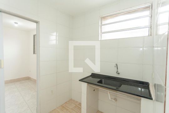 Cozinha Casa 1 de casa à venda com 7 quartos, 400m² em Vila do Castelo, São Paulo