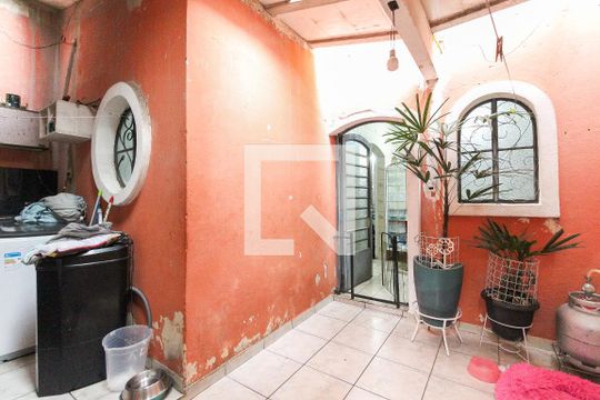 Área de Serviço de casa para alugar com 3 quartos, 104m² em Parque Savoi City, São Paulo