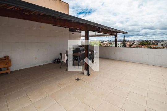 Terraço de apartamento à venda com 2 quartos, 130m² em Planalto, Belo Horizonte