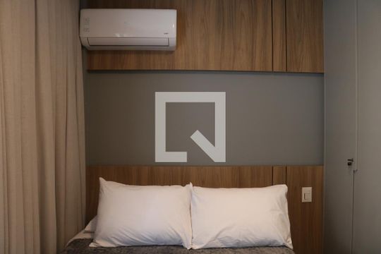 Studio de kitnet/studio para alugar com 1 quarto, 28m² em Barra Funda, São Paulo