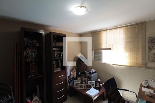 Escritório de casa à venda com 3 quartos, 375m² em Santa Amelia, Belo Horizonte