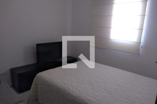 Casa à venda com 2 quartos, 85m² em Vila Carrão, São Paulo