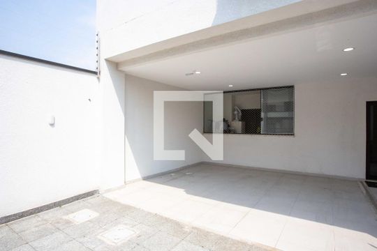 Garagem de apartamento à venda com 2 quartos, 40m² em Centro, Diadema