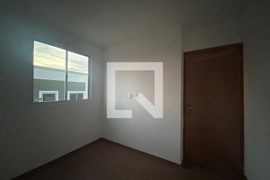 Quarto 2 de apartamento para alugar com 2 quartos, 42m² em Rondônia, Novo Hamburgo