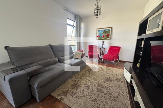 Sala de casa à venda com 3 quartos, 209m² em Santo Andre, Belo Horizonte