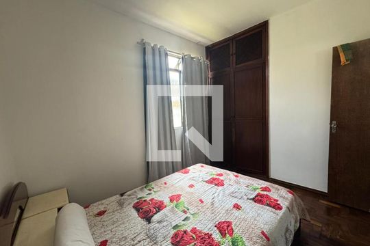 Quarto  de casa à venda com 3 quartos, 209m² em Santo Andre, Belo Horizonte