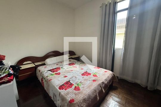 Quarto  de casa à venda com 3 quartos, 209m² em Santo Andre, Belo Horizonte