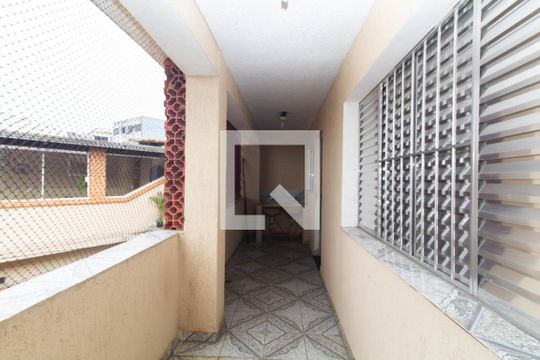 Área de Serviço de casa à venda com 3 quartos, 180m² em Cidade Antônio Estêvão de Carvalho, São Paulo