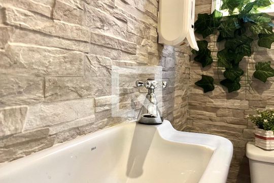 Lavabo de casa à venda com 5 quartos, 358m² em Indianópolis, São Paulo