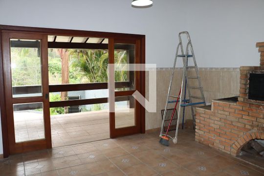 Espaço Gourmet de casa de condomínio para alugar com 7 quartos, 570m² em Jardim Passargada I, Cotia