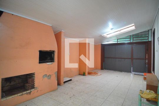 Garagem de casa à venda com 3 quartos, 120m² em Liberdade, Novo Hamburgo