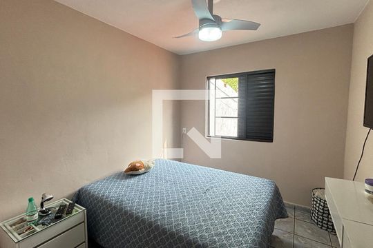 Quarto 1 de casa à venda com 3 quartos, 100m² em Parque Erasmo Assunção, Santo André