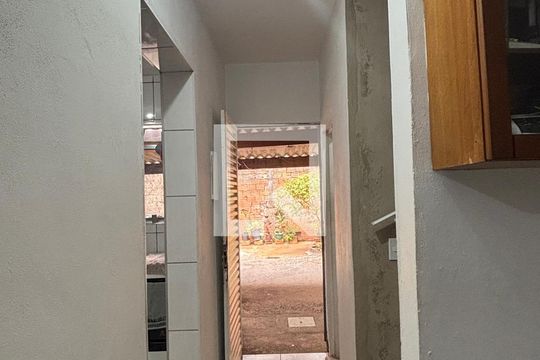 Corredor de casa à venda com 3 quartos, 100m² em Parque Erasmo Assunção, Santo André