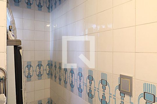 Banheiro 1 de apartamento à venda com 4 quartos, 196m² em Moinhos de Vento, Porto Alegre