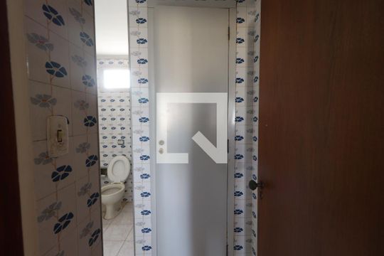 Banheiro Social de apartamento para alugar com 4 quartos, 134m² em Centro, Ribeirão Preto