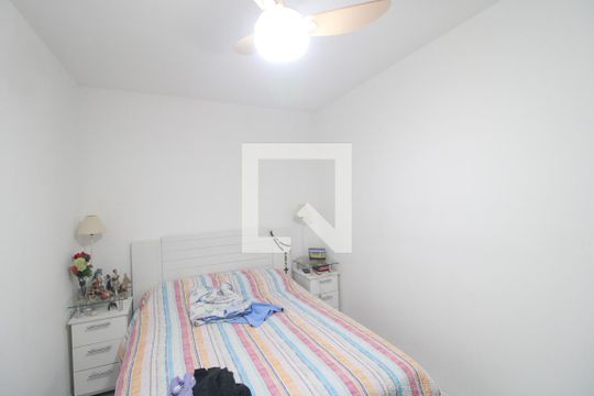 Quarto 2 de casa à venda com 5 quartos, 212m² em Jardim Ubirajara, São Paulo