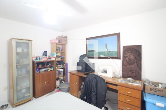 Quarto 1 de casa à venda com 5 quartos, 212m² em Jardim Ubirajara, São Paulo