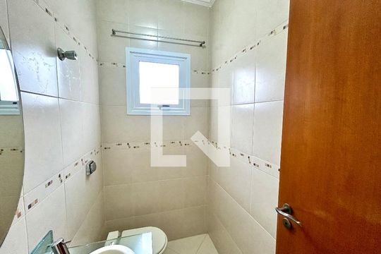 Lavabo 1 de casa à venda com 4 quartos, 427m² em Vila Galvão, Guarulhos