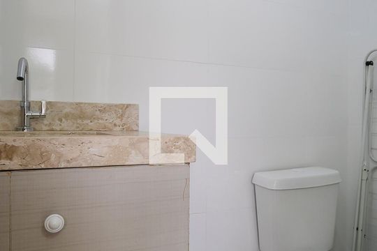 Lavabo quintal de casa à venda com 3 quartos, 220m² em Olímpico, São Caetano do Sul