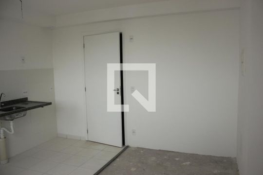 Sala/Cozinha de apartamento para alugar com 2 quartos, 35m² em Vila Galvão, Guarulhos