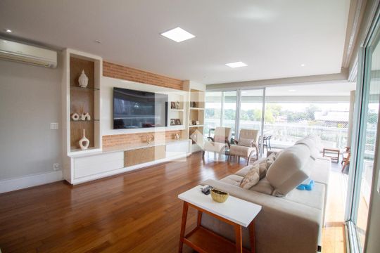 Sala de apartamento à venda com 3 quartos, 220m² em Campo Belo, São Paulo