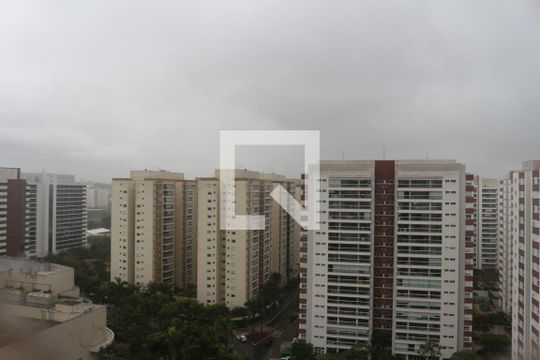 Vista de apartamento à venda com 2 quartos, 58m² em Cerâmica, São Caetano do Sul