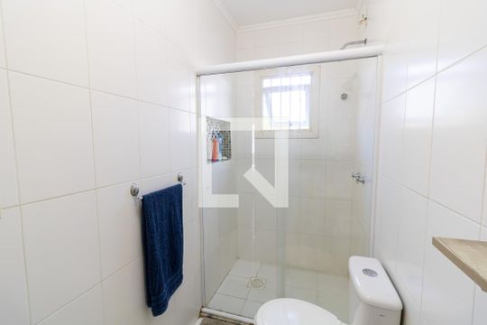 Banheiro de casa de condomínio à venda com 4 quartos, 124m² em Tristeza, Porto Alegre