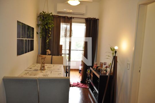 Sala de apartamento à venda com 2 quartos, 45m² em Lins de Vasconcelos, Rio de Janeiro